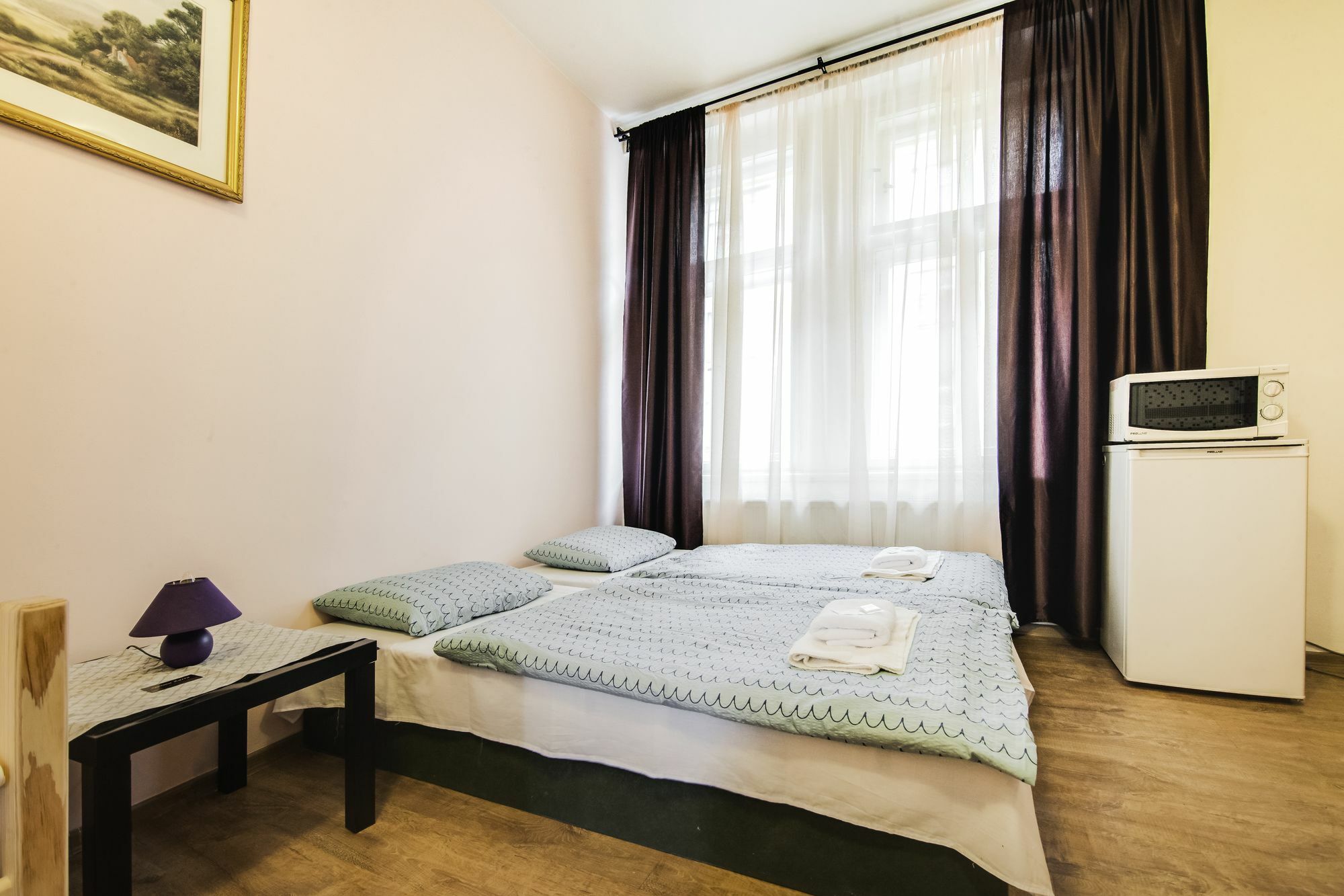 Aparthotel Zarra Прага Екстер'єр фото