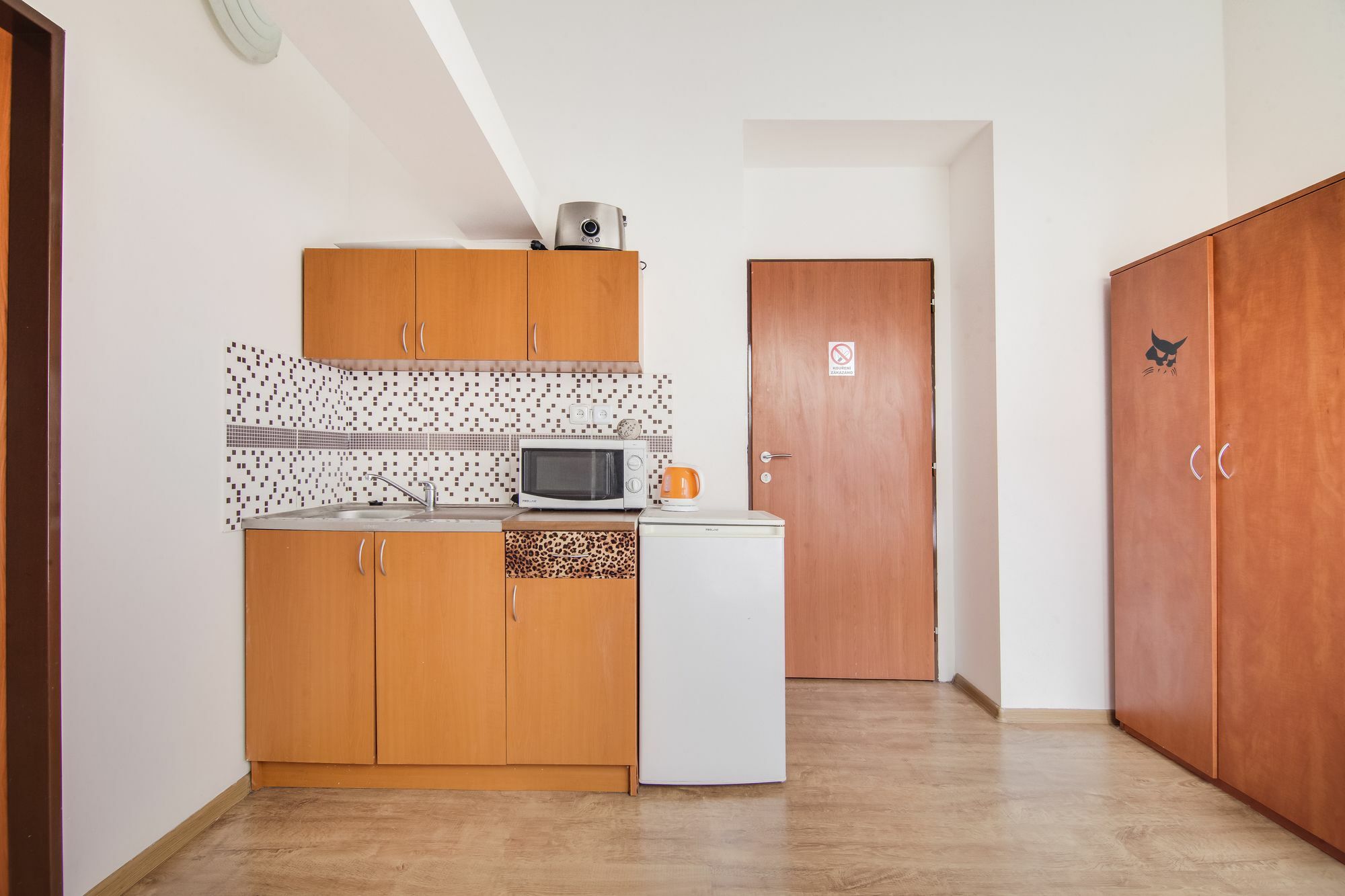 Aparthotel Zarra Прага Екстер'єр фото