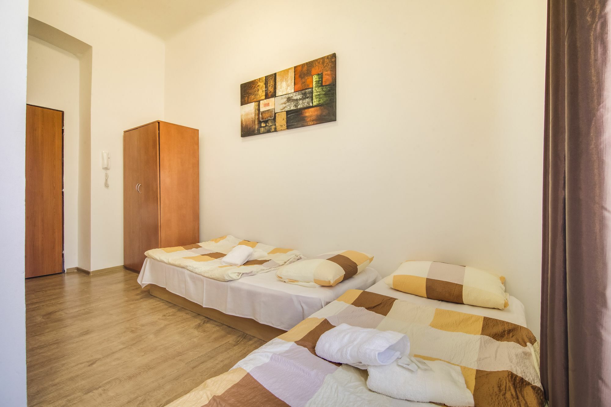 Aparthotel Zarra Прага Екстер'єр фото
